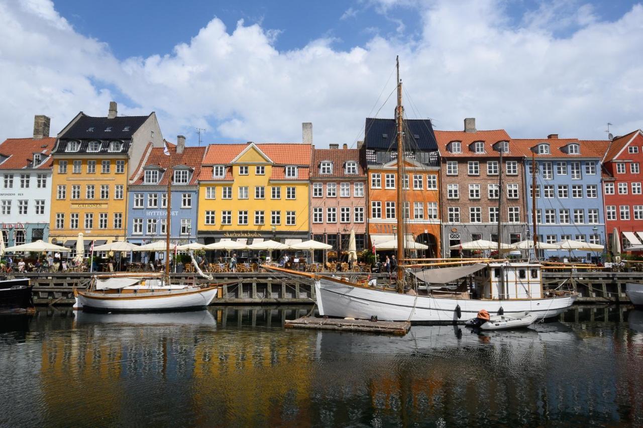 Sanders Stage - Enchanting Four-Bedroom Apartment Near Nyhavn โคเปนเฮเกน ภายนอก รูปภาพ