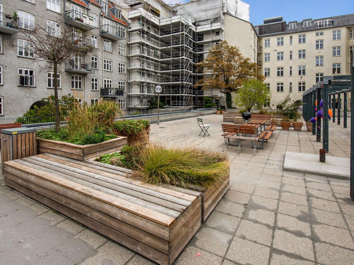 Sanders Stage - Enchanting Four-Bedroom Apartment Near Nyhavn โคเปนเฮเกน ภายนอก รูปภาพ