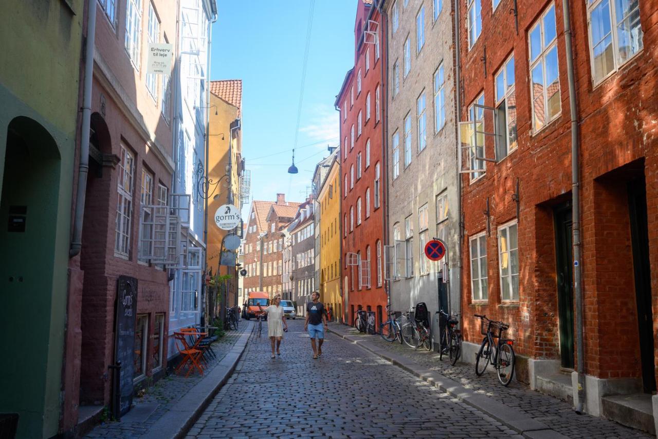 Sanders Stage - Enchanting Four-Bedroom Apartment Near Nyhavn โคเปนเฮเกน ภายนอก รูปภาพ