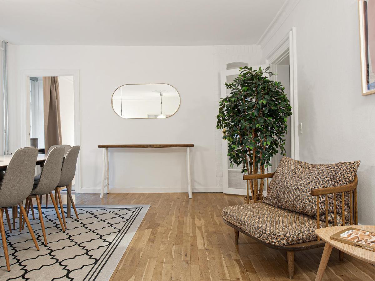 Sanders Stage - Enchanting Four-Bedroom Apartment Near Nyhavn โคเปนเฮเกน ภายนอก รูปภาพ